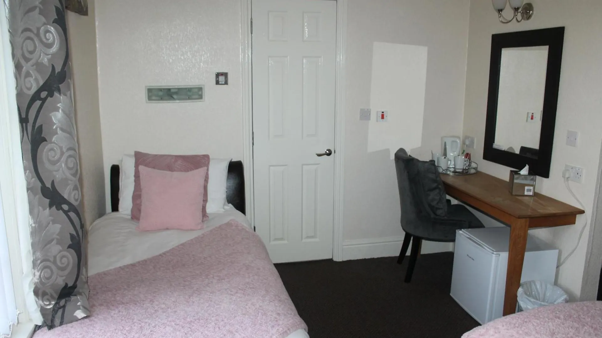 Hawthorn House Hotel Blackpool Guest house